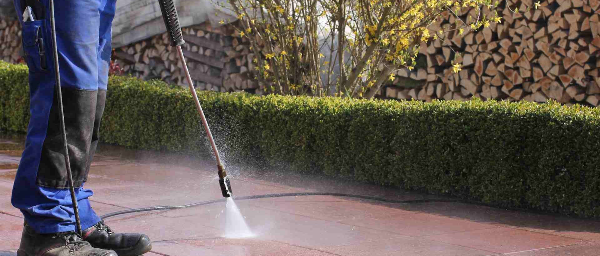 garden maintenance SE2
